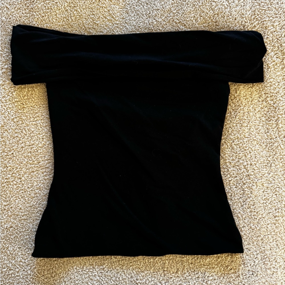 Aritzia Wilfred Off the Shoulder Top